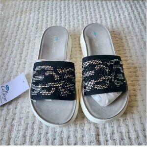 College Aqua Waterproof Slides. Size (8).